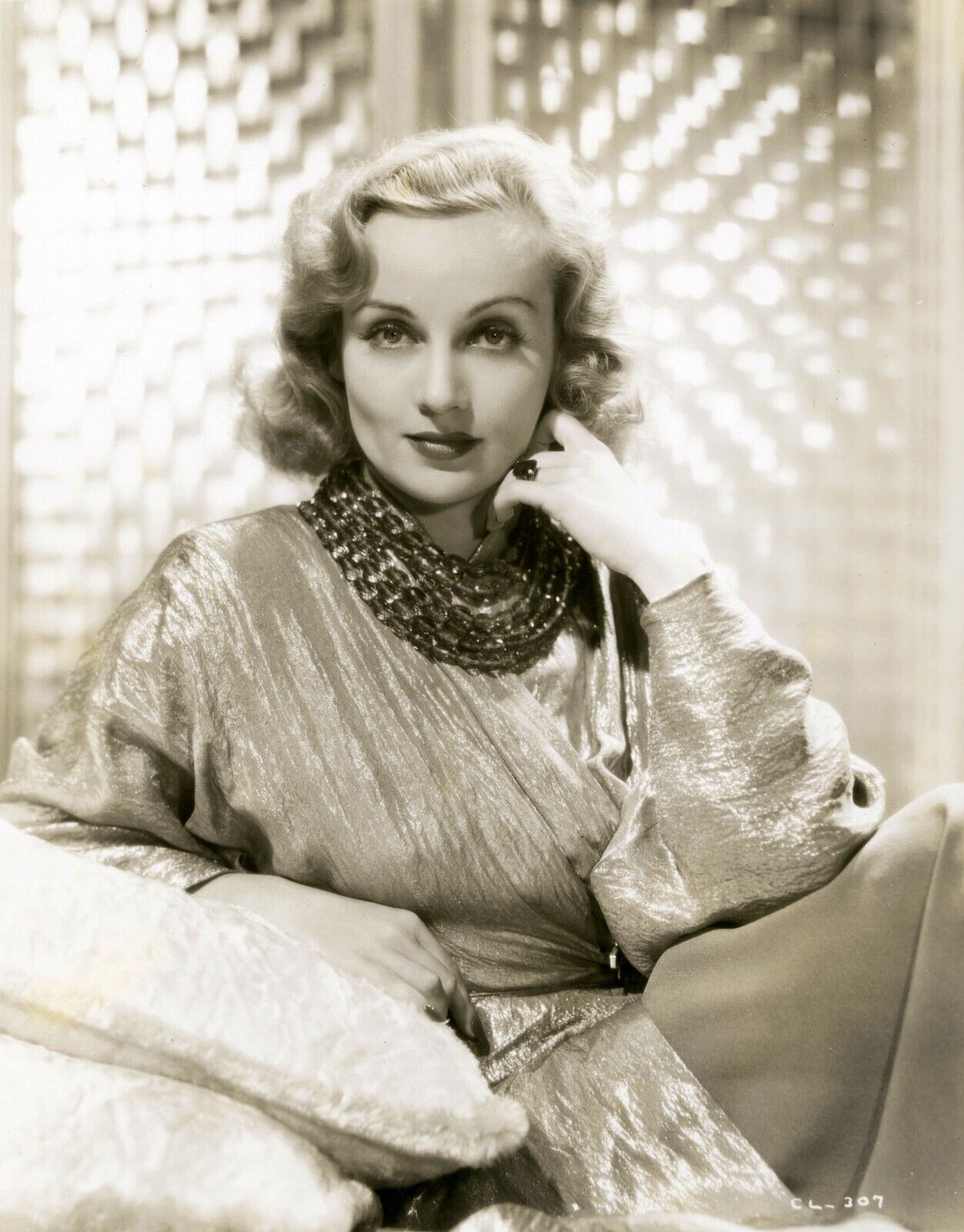 Classic Hollywood Cinema Actress CAROLE LOMBARD Photo Picture Print 8.5x11