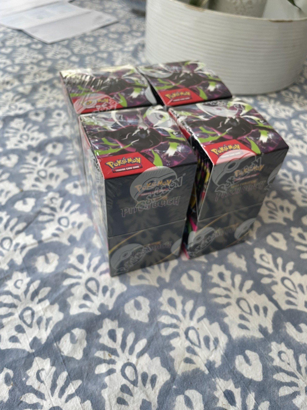 Pokémon TCG Pitch Black HALF BOOSTER BOX x18 Packs 