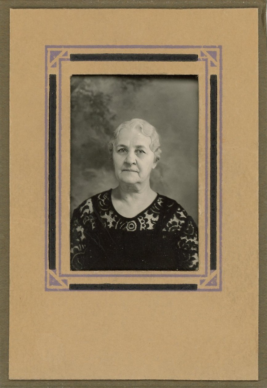 Early 1940's Cabinet Card/NELLIE (BETTS) GREEN, SEWARD COUNTY, NEBRASKA