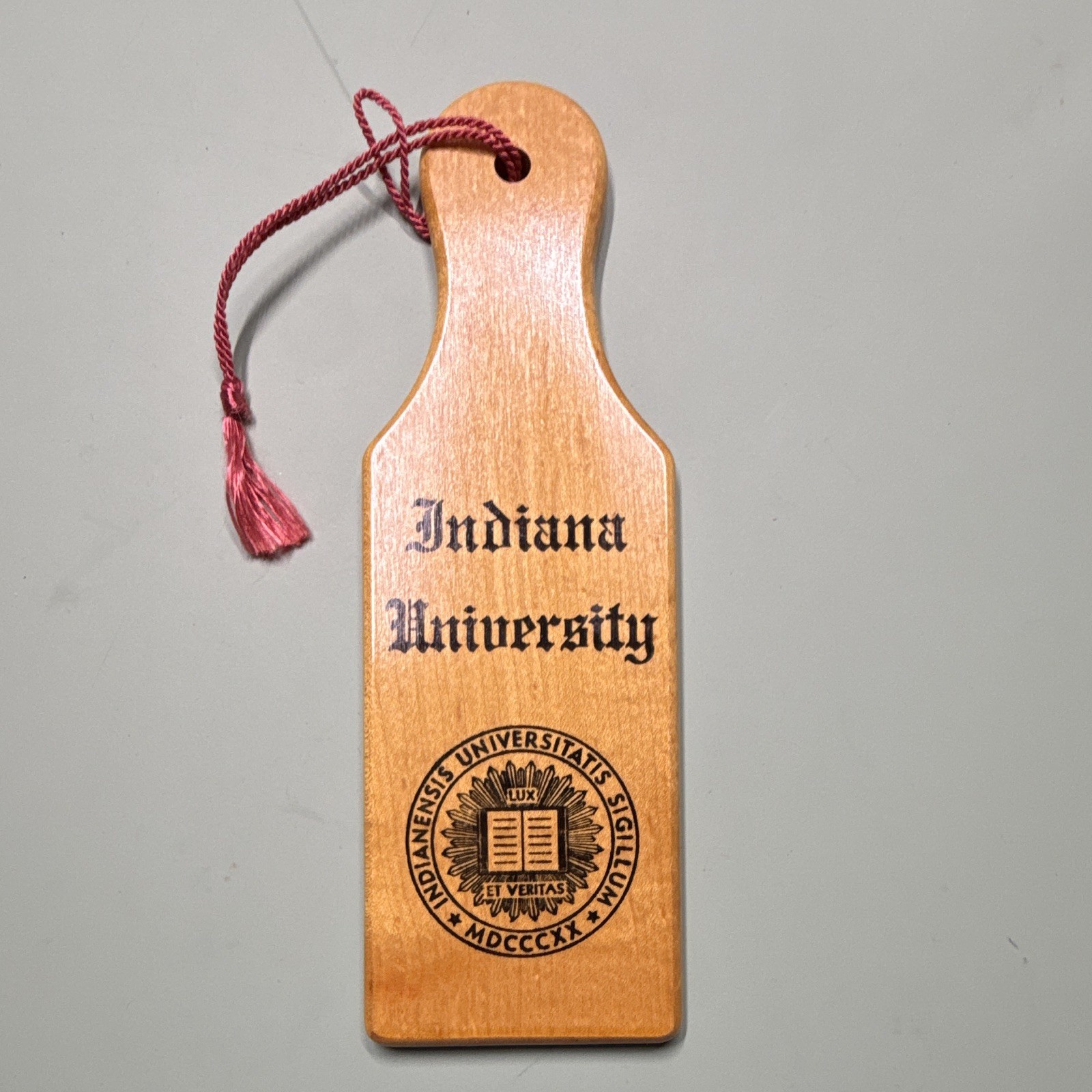Vintage Indiana University IU Wooden Paddle College Souvenir Hoosiers Seal 8” Vintage Indiana University IU Wooden Paddle College Souvenir Hoosiers Seal 8”