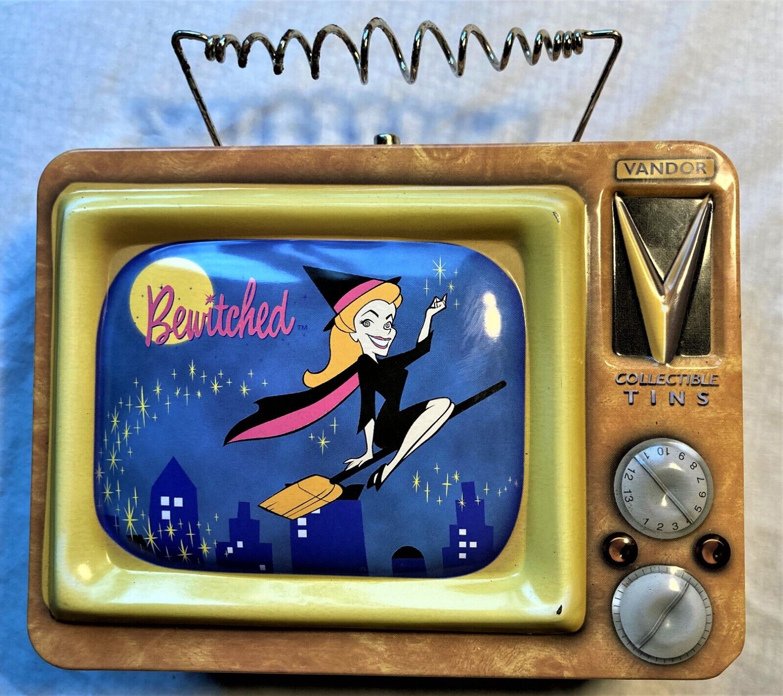 Vintage Bewitched collectable Metal Lunch Box Antenna Handle 1999 Vandor