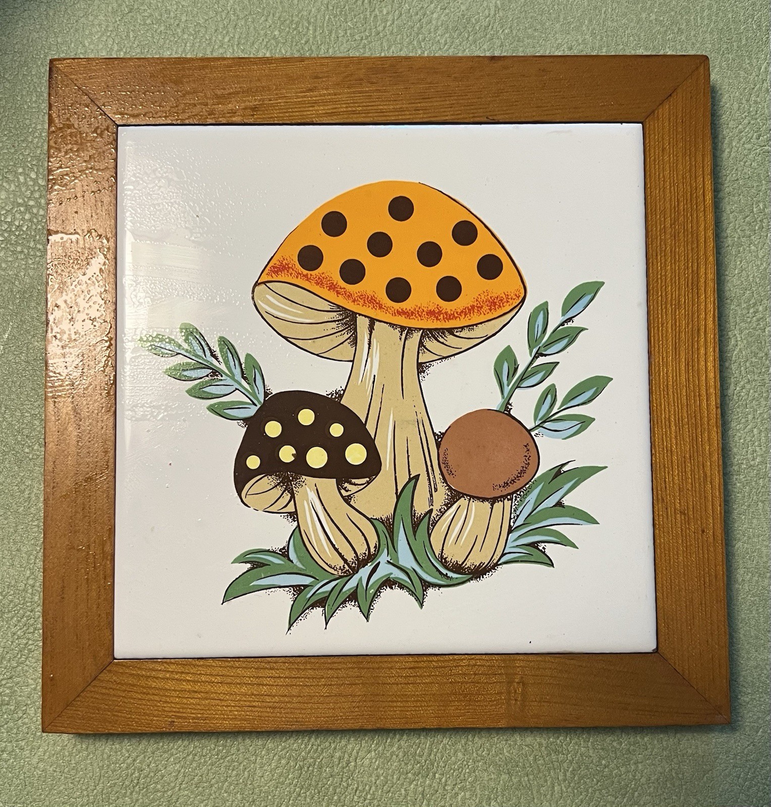 Vintage Merry Mushroom Wall Tile / Trivet Vintage Merry Mushroom Wall Tile / Trivet