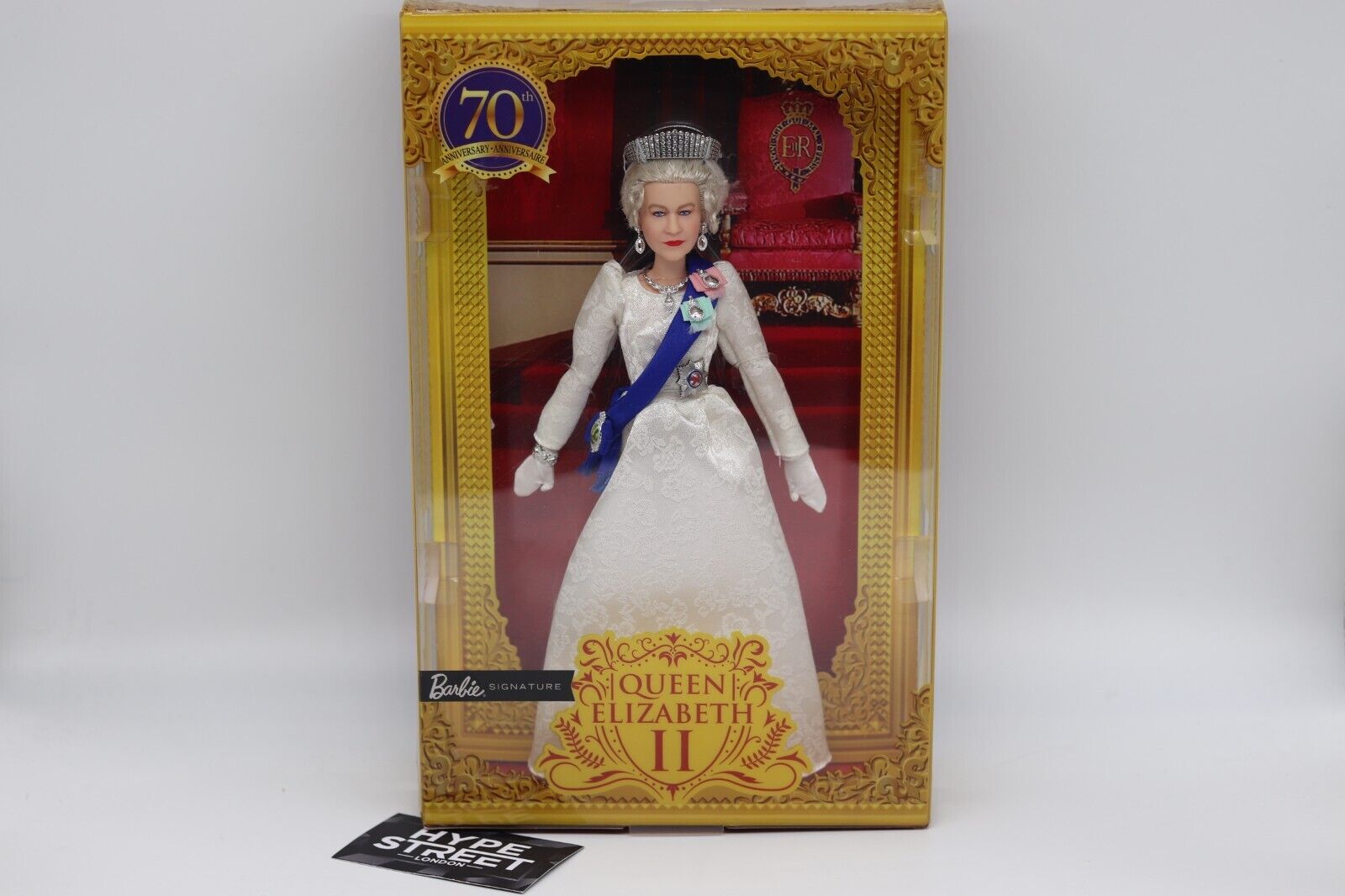 Barbie Queen Elizabeth II 70th Anniversary Platinum Jubilee Dolls Her Majesty