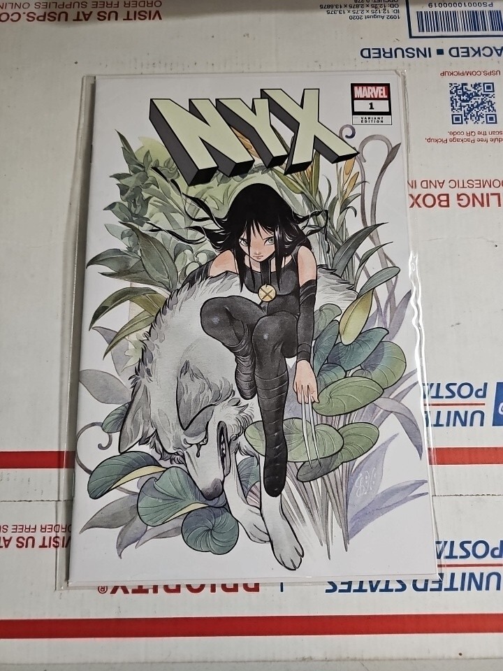 NYX #1 - Peach Momoko X-23  Variant Trade Dress LTD 2500 - NM OR BETTER 