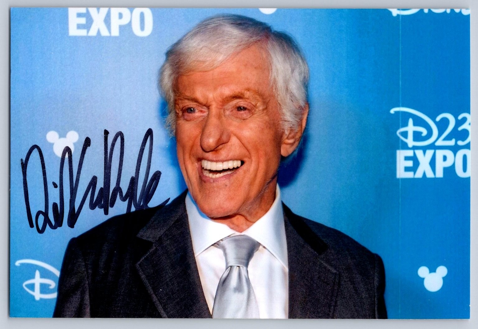 Dick Van Dyke Autograph Photo D23 EXPO Signed Hollywood Actor Legend