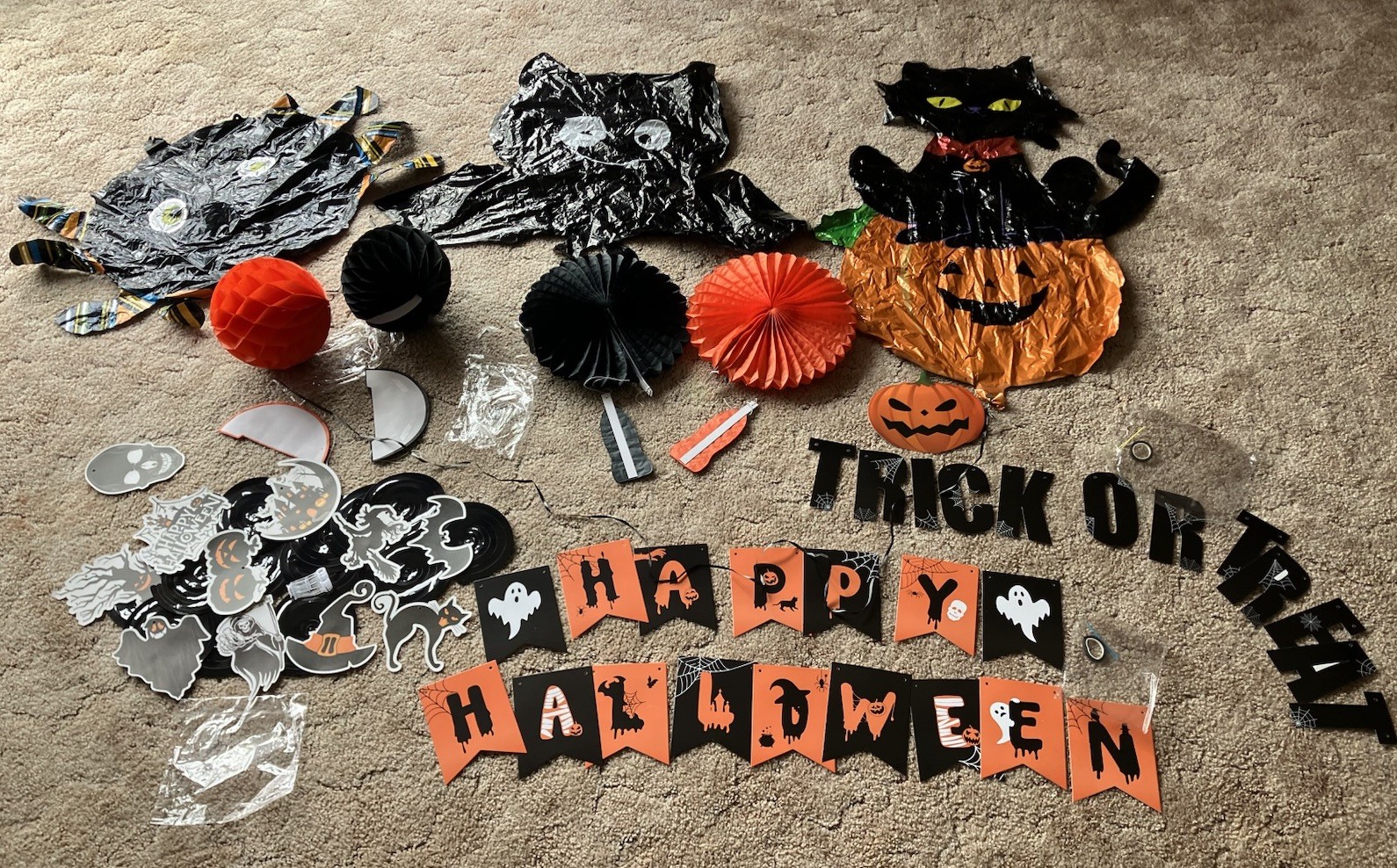 Lot of Halloween decorations items 40+ New & Pre-owned Great Value Lot of Halloween decorations items 40+ New & Pre-owned Great Value