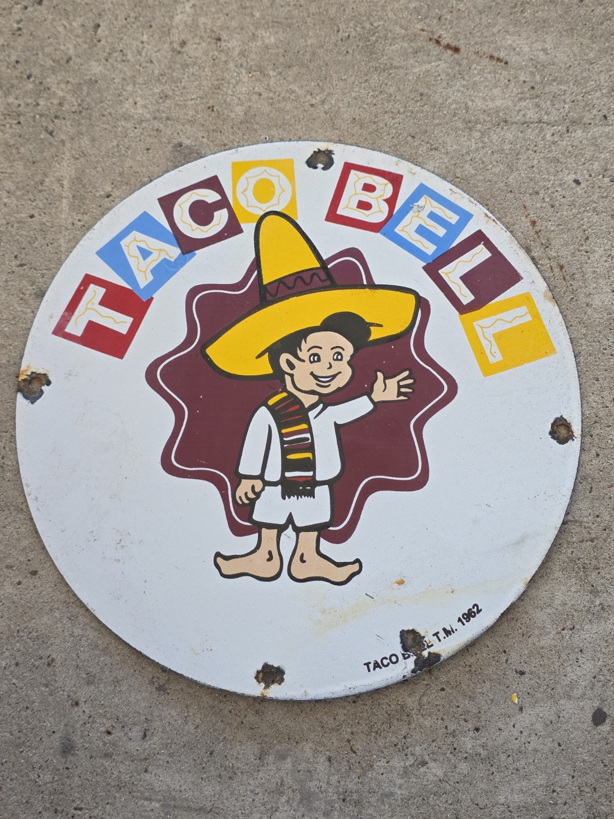 VINTAGE 1962 TACO BELL PORCELAIN SIGN. 12\ VINTAGE 1962 TACO BELL PORCELAIN SIGN. 12\