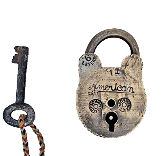19'C Old Antique Rare Handmade American Seal Engraved Thief Proof Brass Lock Key
