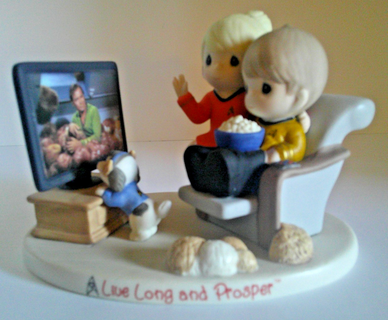 PRECIOUS MOMENTS - STAR TREK 