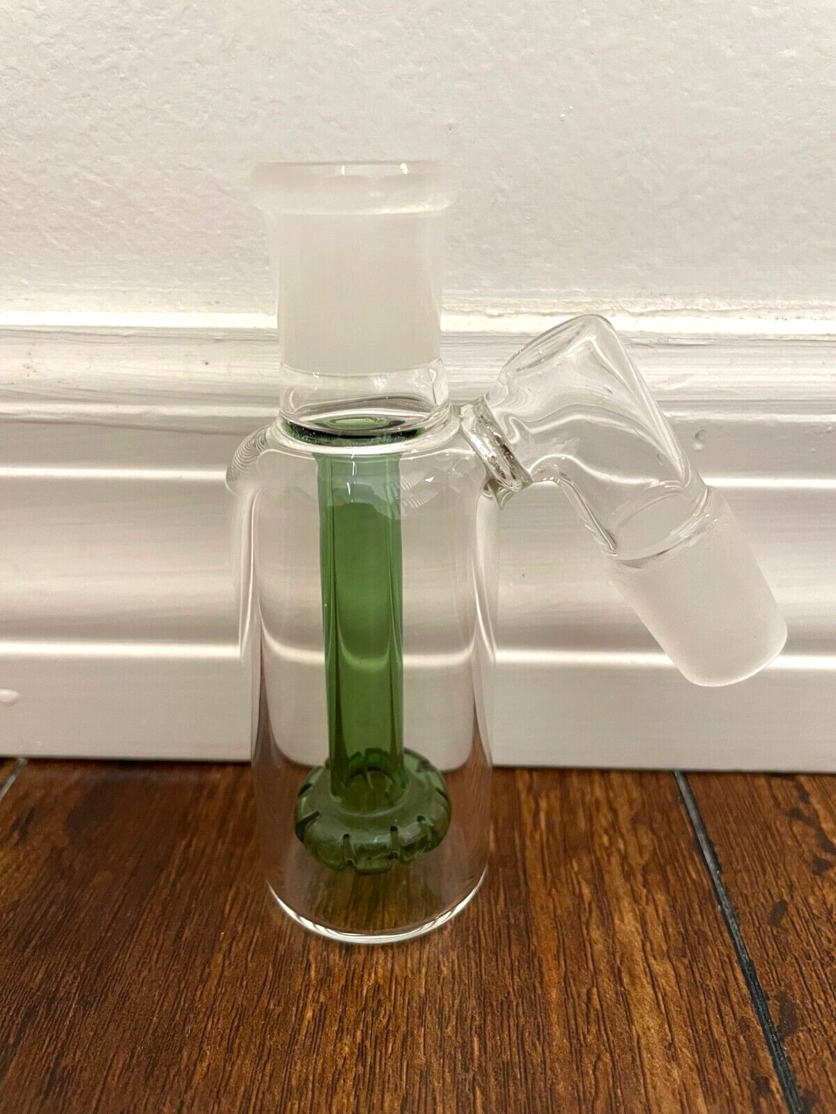 18MM PREMIUM GREEN GLASS WATER PIPE ASH CATCHER SHOWER HEAD PERC 45DEGREE 18MM PREMIUM GREEN GLASS WATER PIPE ASH CATCHER SHOWER HEAD PERC 45DEGREE