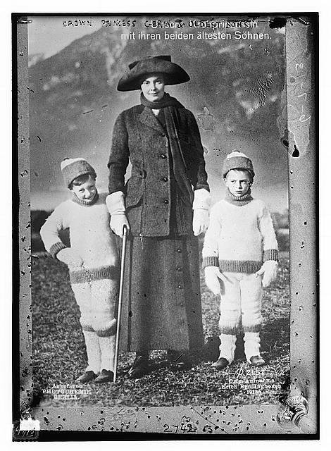Photo:Germany Crown Princess Cecilie with Sons 1913 Duchess Auguste Marie