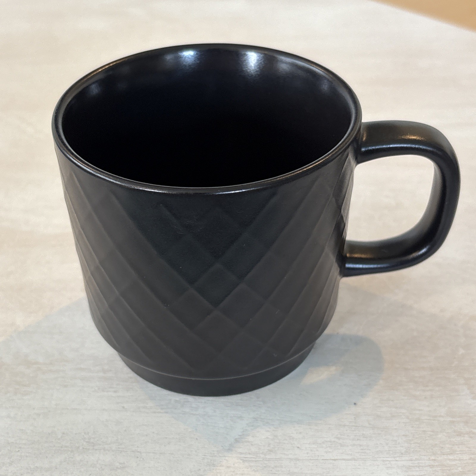 STARBUCKS Matte Black Embossed Diamond Design Ceramic Coffee Cup Mug 12 oz. 2013