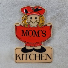 Title: Vintage 1983 Bromac Mom's Kitchen Figural Refrigerator Magnet Red Bonnet picture