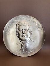 JOHN FITZGERALD KENNEDY 1917-1963 H.M. PEWTER 1973 #11587 MEMORIAL PLATE picture