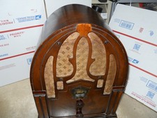 crosley model 148 cathedral radio picture