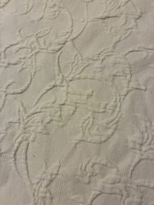 Matelasse Coverlet Bedspread TWIN Columbine Cody COTTON Portugal Scalloped 69x96 picture
