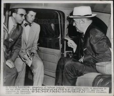 1950 Press Photo Secretary of Defense Louis A. Johnson Talks to Reporters picture