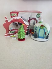 The Grinch Village 4 Piece Set Who House Arch Sign and Tree (House Does Not Work picture