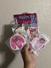 Bratz Bratziez Sweetheartz COMPLETE SET Plush Keychain (New Open Box) picture