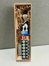 Vitra Design Museum Wooden Dolls No.5 by Alexander Girard w/Box Interior picture