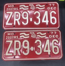 Vintage 1976-1977 Missouri Bicentennial License Plates Pair (ZR9-346) picture
