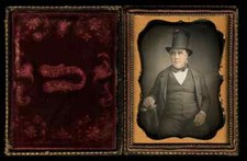 Rare Traveling Photographer HELIA 1/4 Daguerreotype Man Wearing Mourning Hat picture
