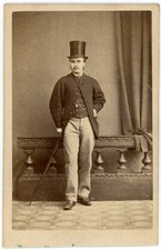 Carte de Visite CDV Portrait of Handsome British Man Wearing Top Hat picture