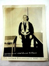Ray Ballard Demonstrates a WW1 Quick Release Harness Invention Photo 4