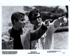 Anthony Perkins + Director Richard Franklin in Psycho II (1983) ❤ Photo K 468 picture