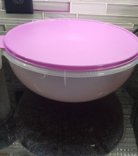Tupperware LARGE FIX N MIX BOWL 26 CUP salad dog food LOWER FLATTER RARE NEW picture