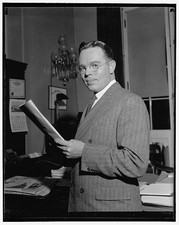 Washington DC Elmer Whitehurst 1939 Portrait Reading Document Harris & Ewing picture
