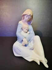 VINT. LLADRO NAO 1554 THE GREATEST BOND FINE PORCELAIN FIGURINE MOTHER & CHILD picture