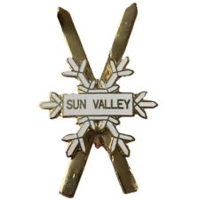 Vintage Sun Valley Ski Resort Idaho Snowflake Gold Tone Skis Travel Souvenir Pin picture