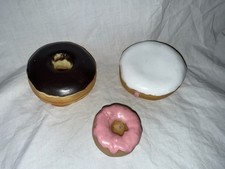 1987 DUNKIN DONUTS REALISTIC WHITE ICING FILLED & CHOCOLATE ICING & Small Pink picture