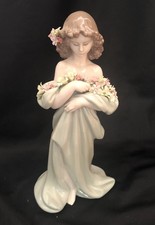 Rare Lladro “Petals Of Love” Porcelain Figurine. Made In 1984.  Retired. picture