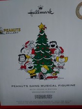 Hallmark 2022 Peanuts Gang Musical Figurine Sound Motion Christmas Tree Holiday picture