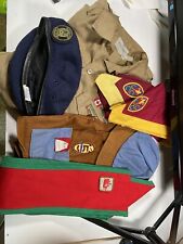 Vintage Canadian Boy Scouts Uniform (Hat Beret Shirt Sash Patches Badges) Lot picture