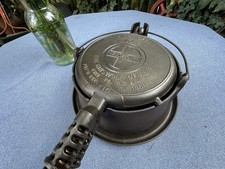 Antique GRISWOLD American No8 Cast Iron Waffle Iron With Tall Base picture