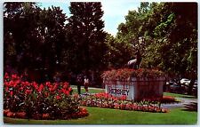 Postcard - Entrance to beautiful Hershey Park - Hershey, Pennsylvania picture