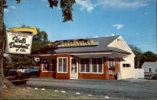 Wells ME Wells Doughnut Co. Wakefield Trading Co. c1950s-60s Vintage Postcard picture
