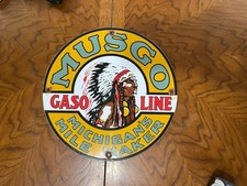 Vintage Musgo Gasoline Porcelain picture