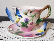 Franz collection Hummingbird Teacup & Saucer Porcelain M FZ00038 Lovely Piece picture