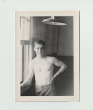 c.1940s Handsome Young Soldier in Underwear Barracks Gay Int picture