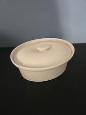 BIA Cordon Bleu 9 x 6.75 inch White Oval Casserole with Lid picture