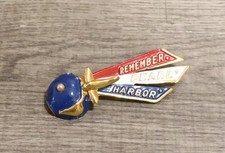 WW II REMEMBER PEARL HARBOR RED, WHITE, BLUE & GOLD HOME FRONT PIN MINT picture