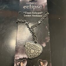 The Twilight Saga - Eclipse - “Team Edward” -  Locket Necklace RARE NECA picture