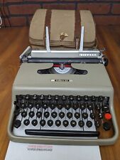 Early Olivetti Lettera 22 Italy 1950 #183617 Manual Typewriter Works New Spools picture