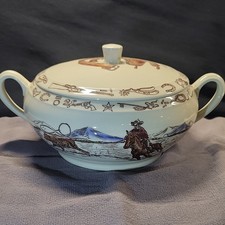 Vernon Kilns Winchester 73 Soup Tureen With Lid. Vintage picture