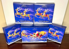 2005 Hallmark Santa’s Midnight Ride 8 Reindeer Table Decor NEW NRFB 5 Box Set picture