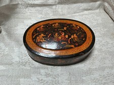 VINTAGE HAND-PAINTED PAPIER - MACHE LAQUER BOX LIKELY ORIGINATING  TRADITIONAl picture